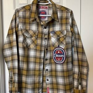 NWT Dixxon Ladies Long sleeve Lager Flannel Button Up Shirt. Size Medium